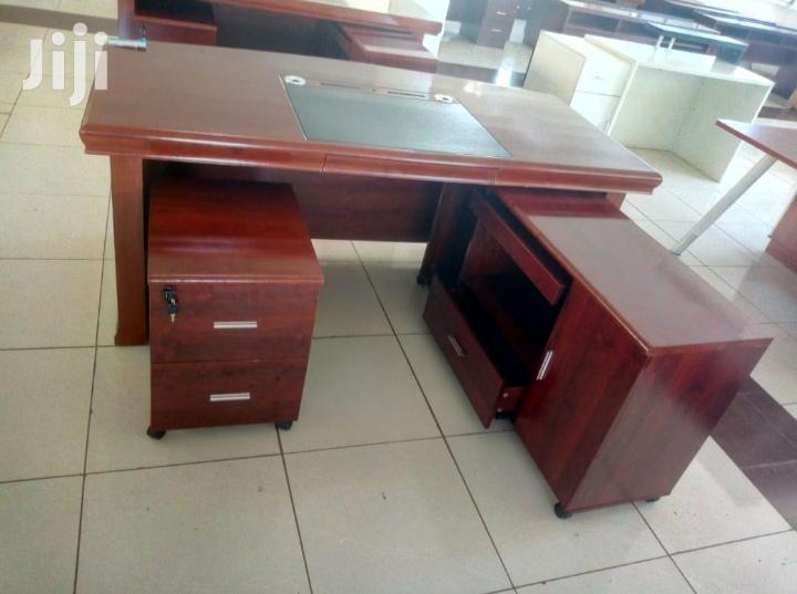 Executive Office Desk 1.6m