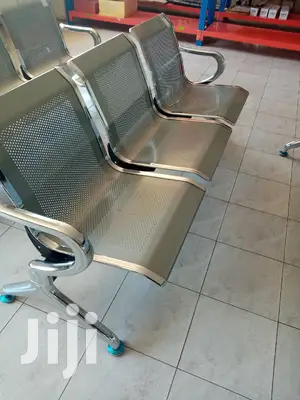 Non Padded Waiting Chair