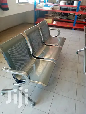 Non Padded Waiting Chair