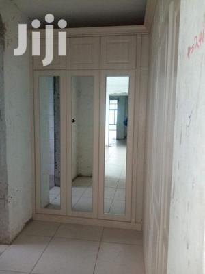 Looking For A Job, Best On All Types Of Woodwork( Carpenter).
