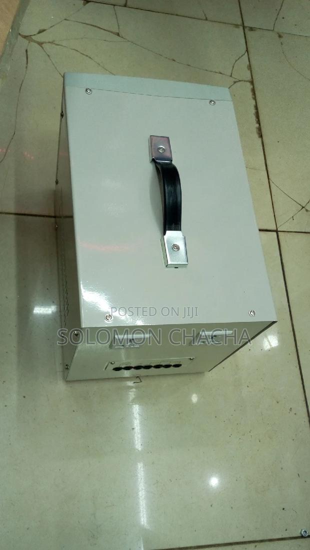 Automatic Voltage Regulator 3kva - thumbnail 2