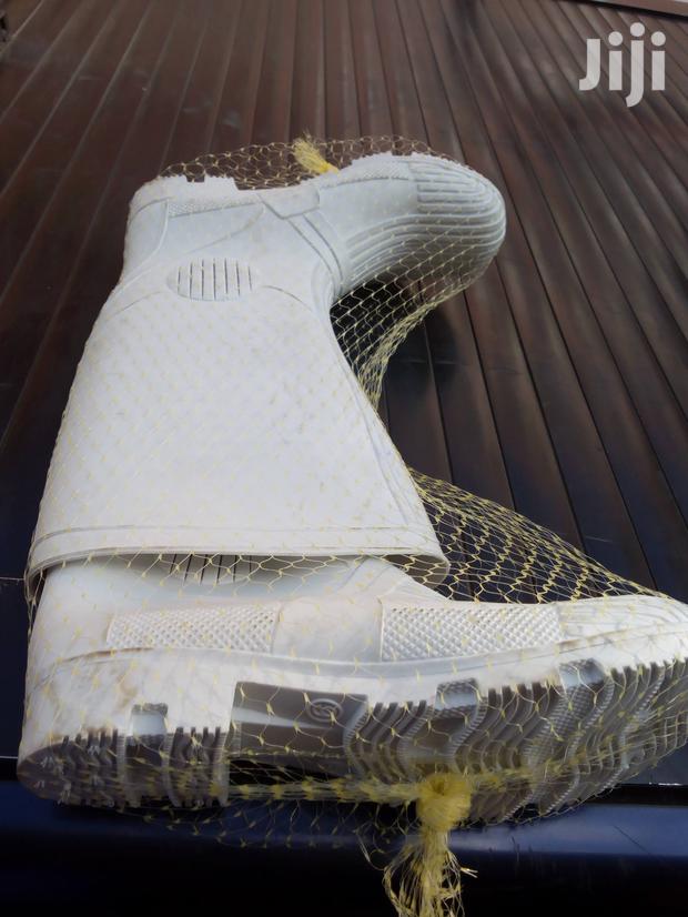 White Gumboots Heavy Duty - main view