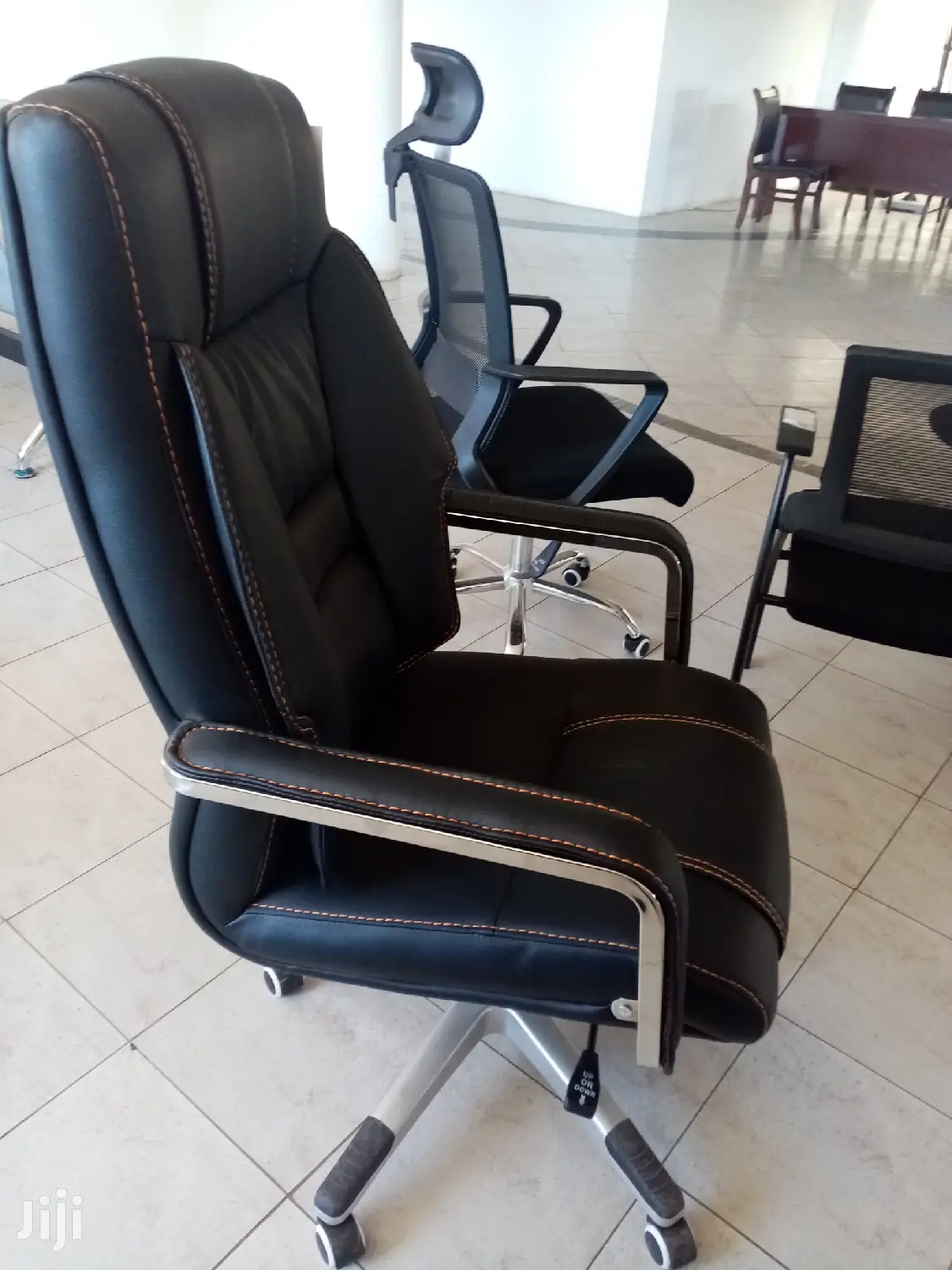 Exclusive Office Seat