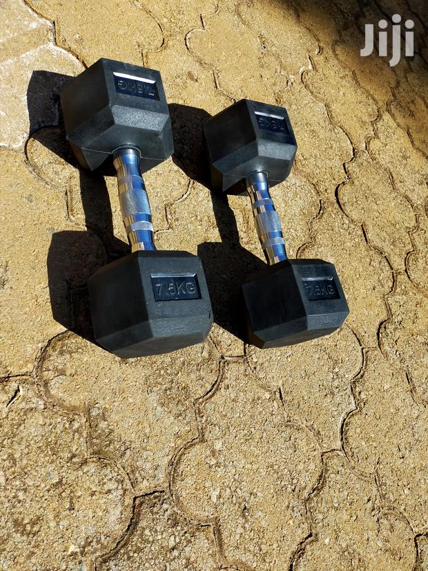 7.5kg Gym Dumbbell Set Hexagon Rubber Coated - thumbnail 2