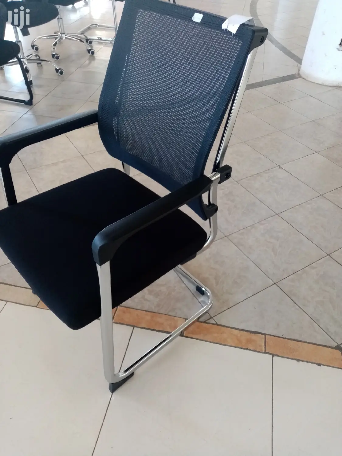 Ideal Visitors Seat