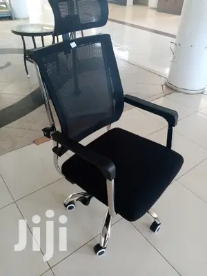 Classy Headrest Office Chair