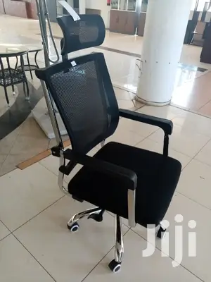 Classy Headrest Office Chair