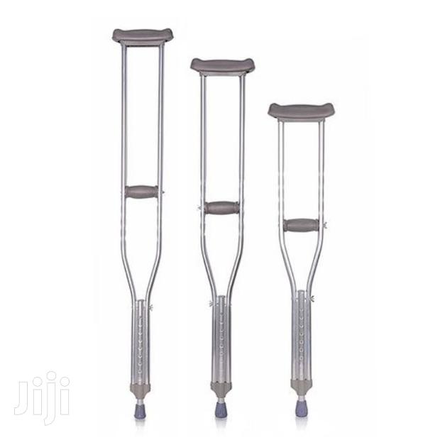 Axillary Crutch - main view