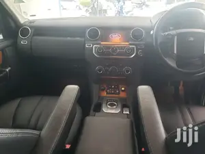Land Rover Discovery 2014 Brown