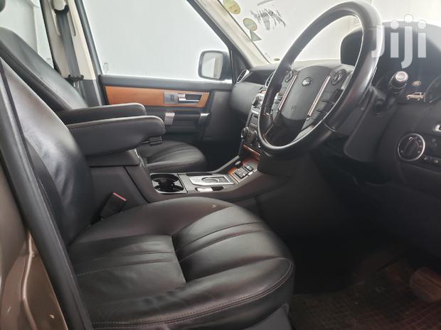 Land Rover Discovery 2014 Brown - thumbnail 8