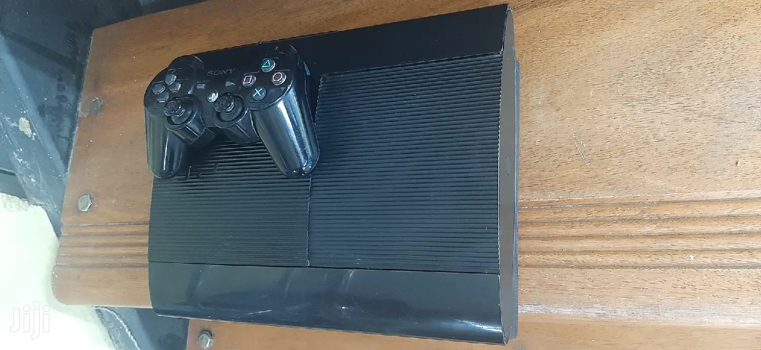 Jet Black Playstation 3