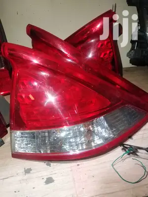 Honda Insight Taillights