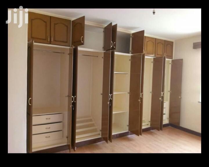 Looking For A Job, Best On All Types Of Woodwork( Carpenter).