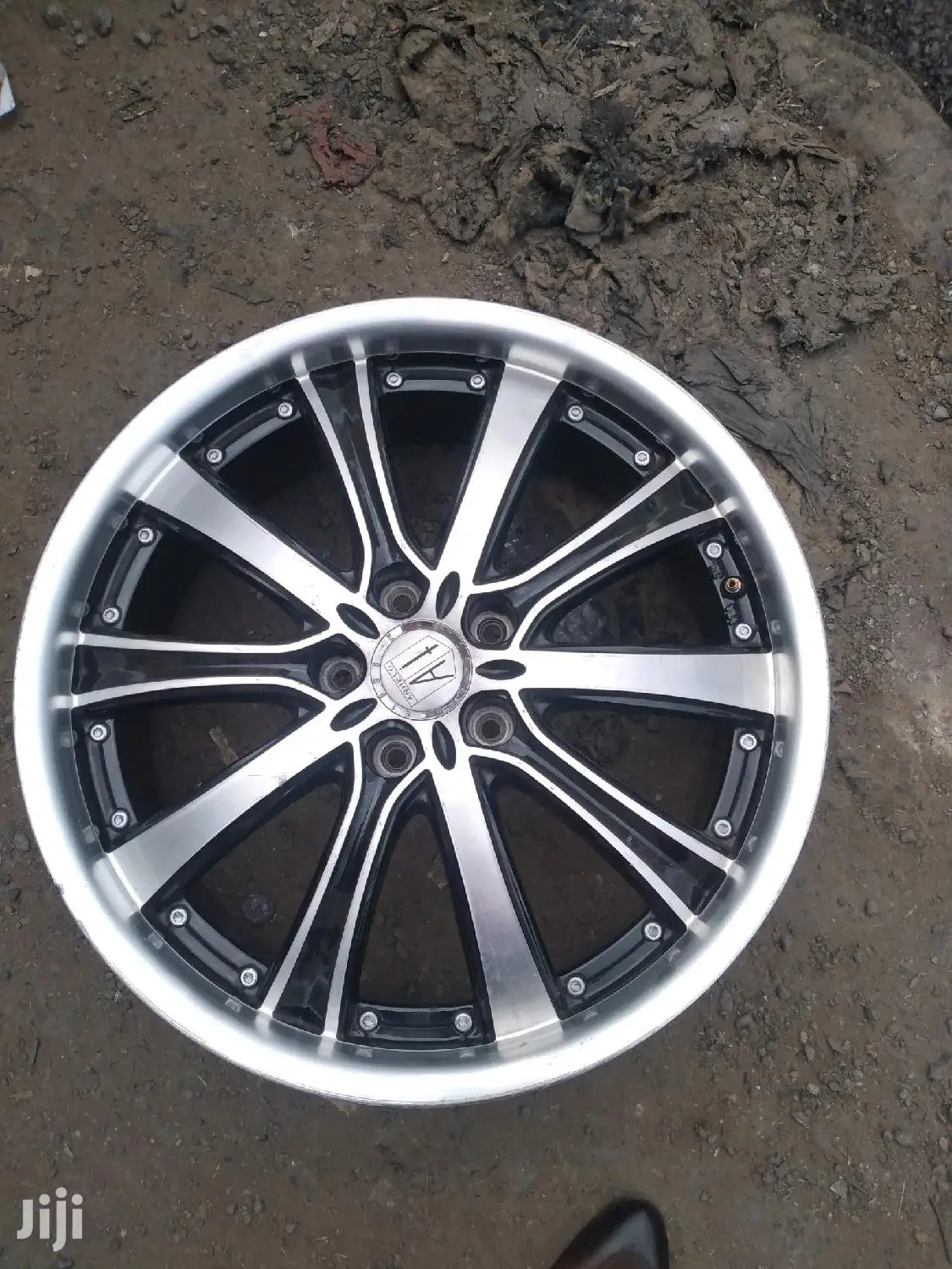 EX Japan Original Rims Size 18 Inch for Toyota Harrier.