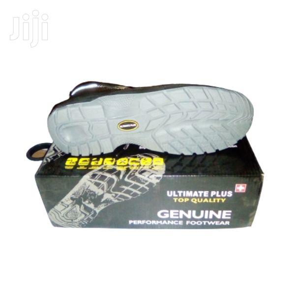 Ultimate Plus Safety Work Boot