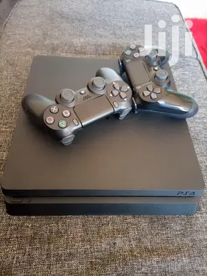 Play Station 4 Slim Clean, Kid Owned