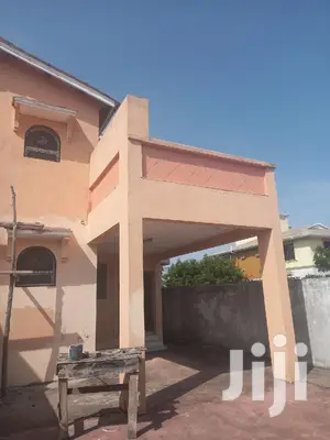 5bdrm Townhouse/Terrace in Shanzu Eatates for sale
