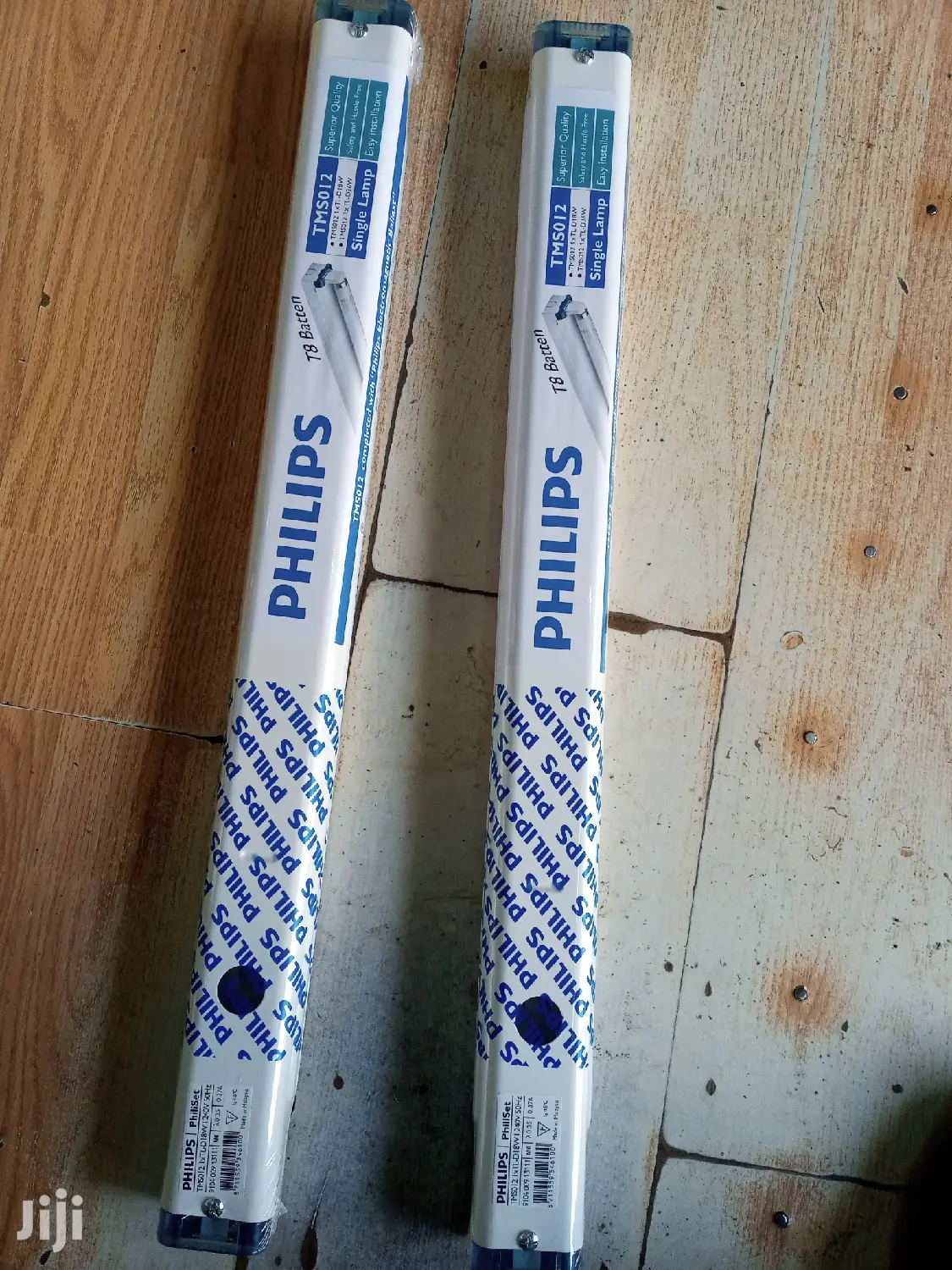 2ft Phillips Fittings