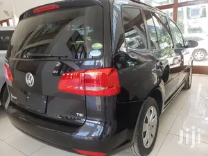 Volkswagen Touran 2013 Black
