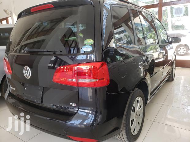 Volkswagen Touran 2013 Black - thumbnail 3