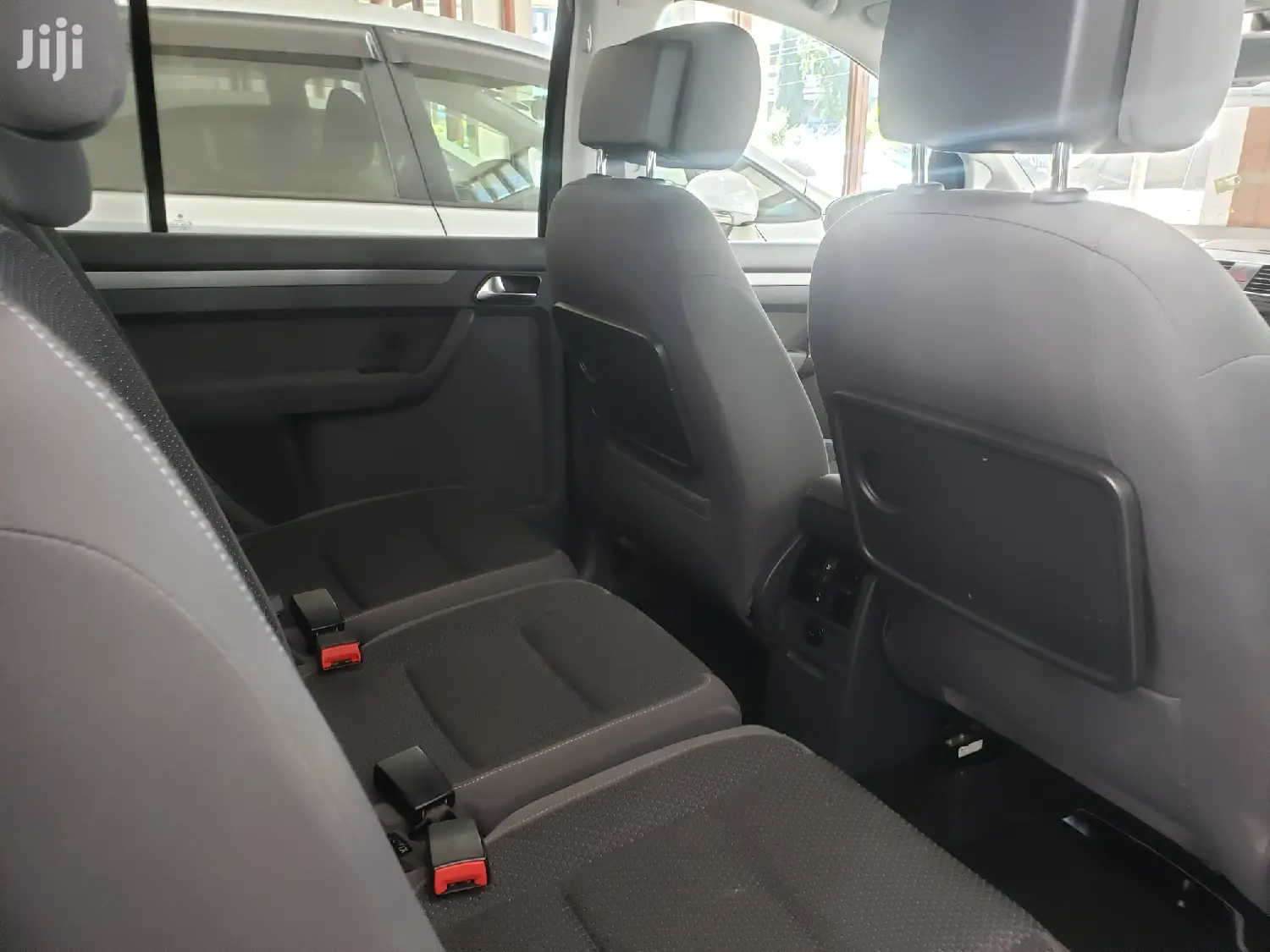 Volkswagen Touran 2013 Black