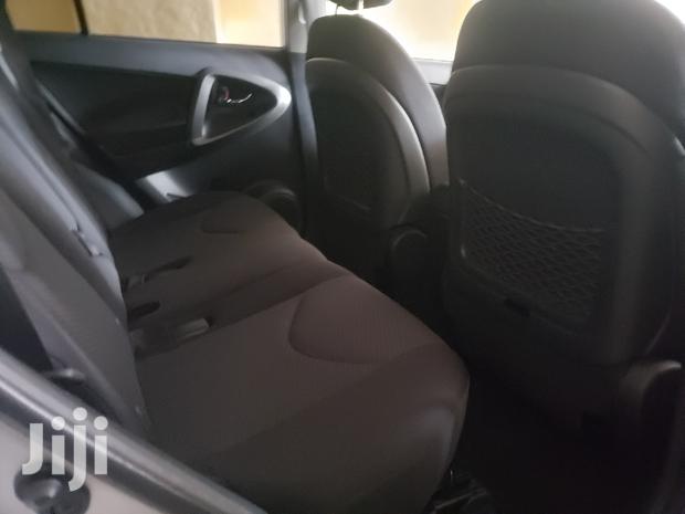 Toyota RAV4 2014 Silver - thumbnail 4