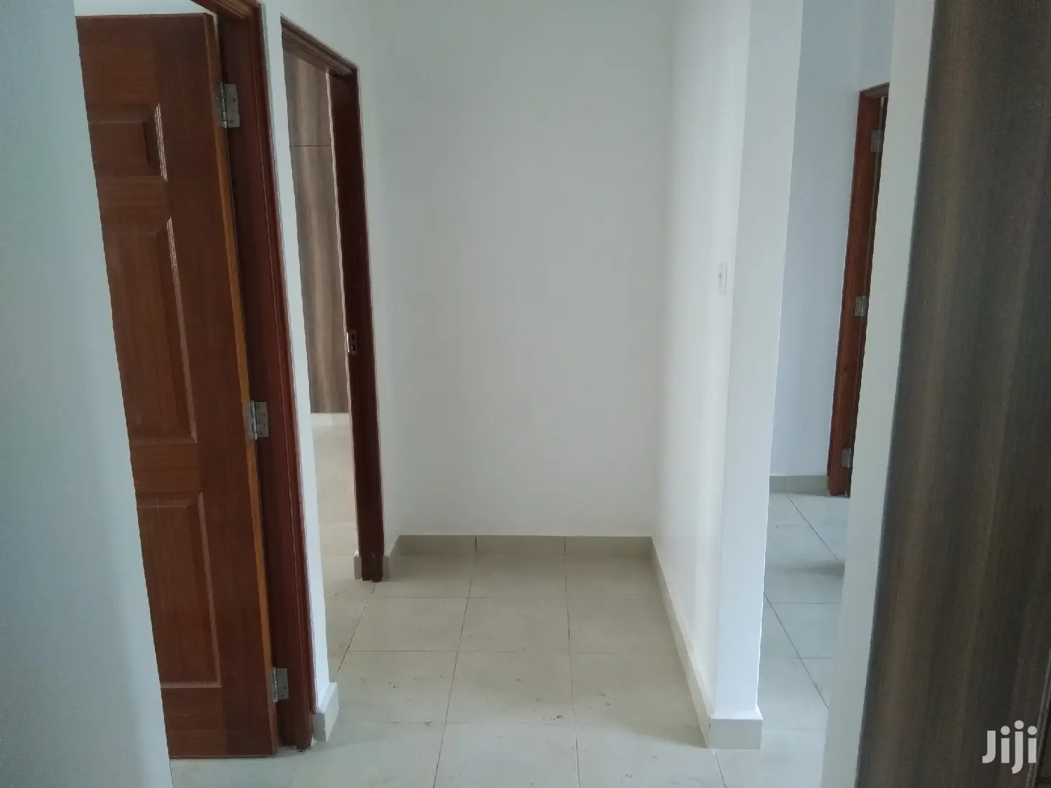 Spacious 2 3bedroomed Apartments to Let