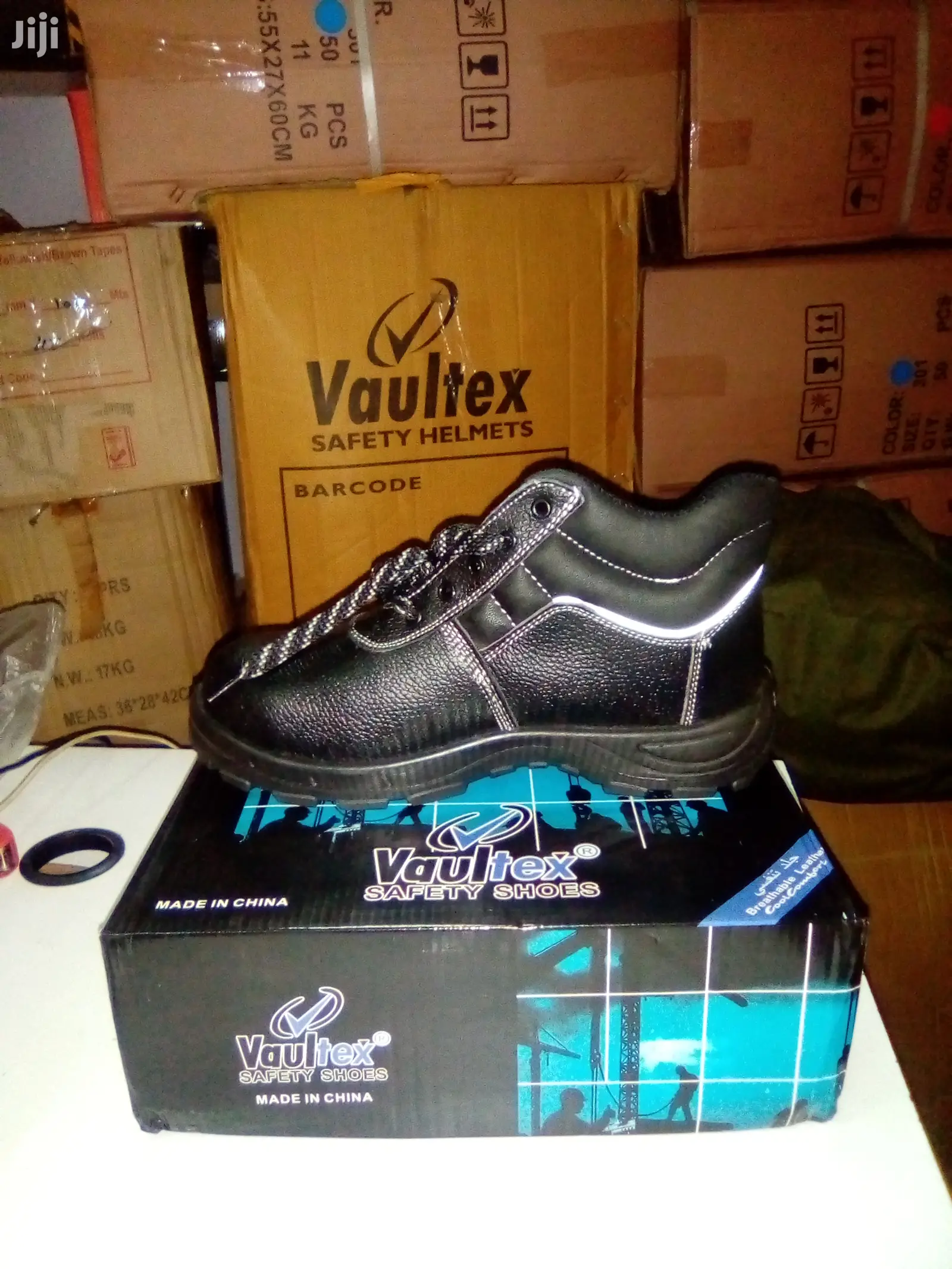 Vaultex Safety Shoes