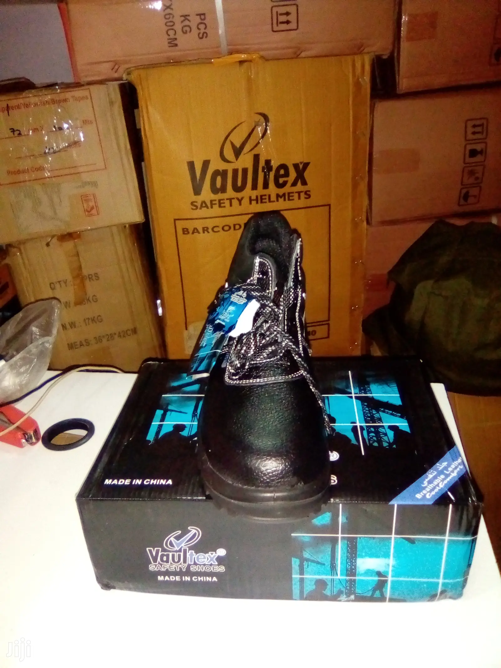 Vaultex Safety Shoes
