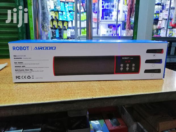 Bluetooth Robot Speaker - main view