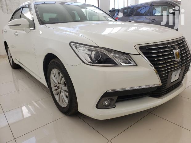 Toyota Crown 2015 White - thumbnail 2