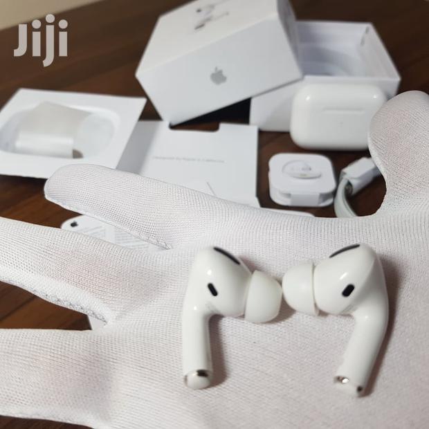 Airpod Pro With Wireless Charging Case. - thumbnail 4