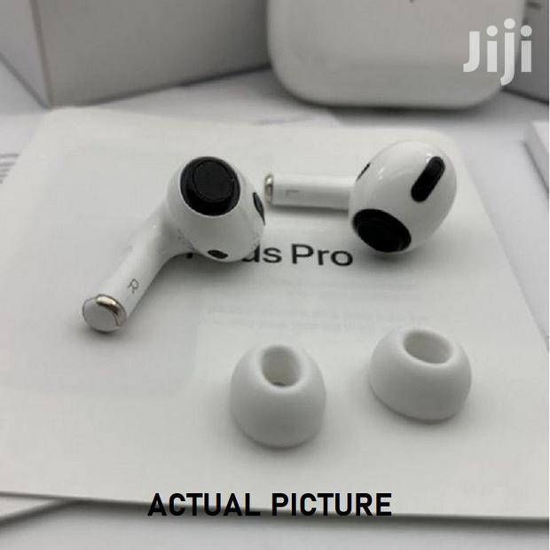 Airpod Pro With Wireless Charging Case. - thumbnail 3
