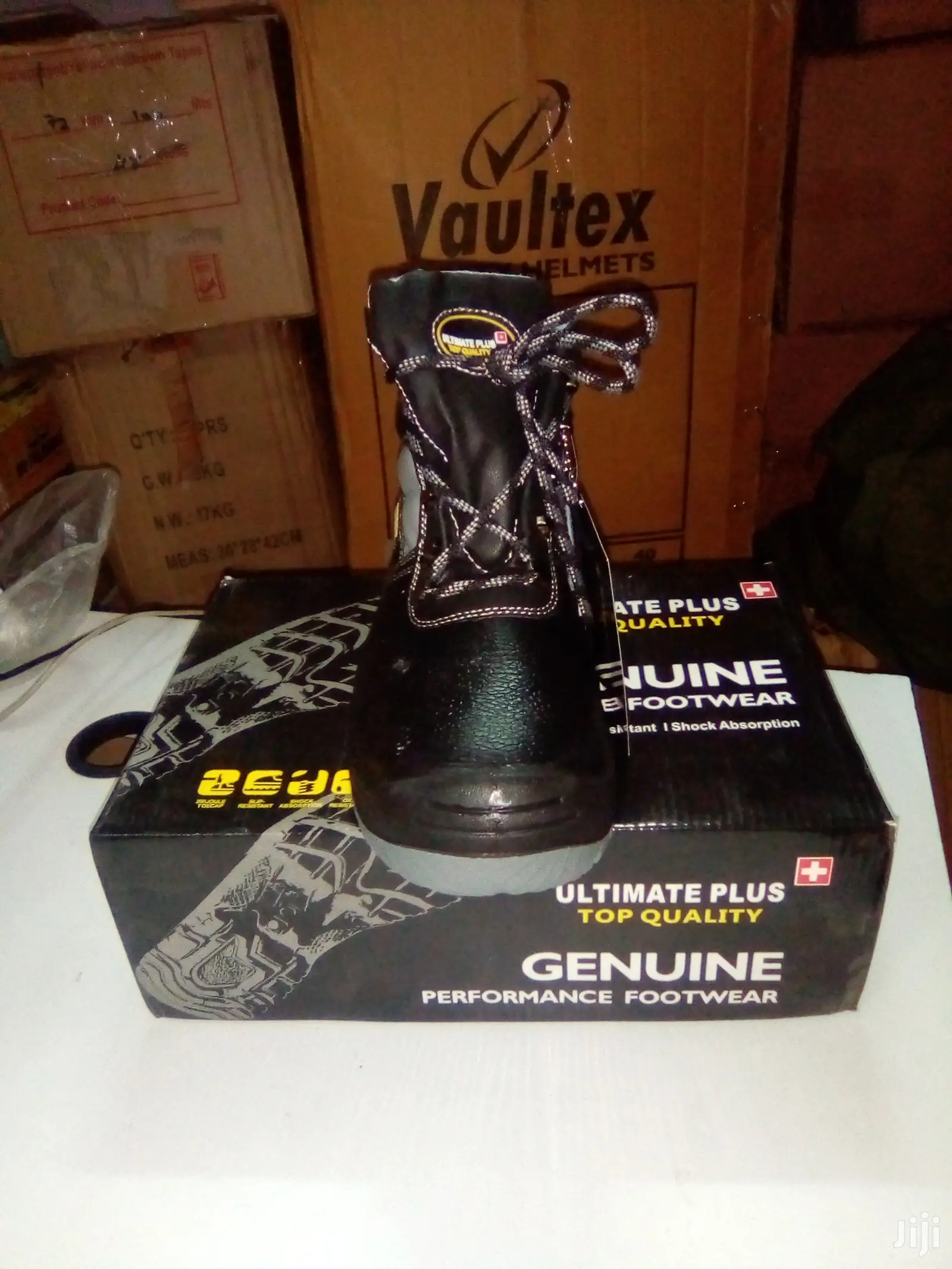 Ultimate Plus Safety Shoes