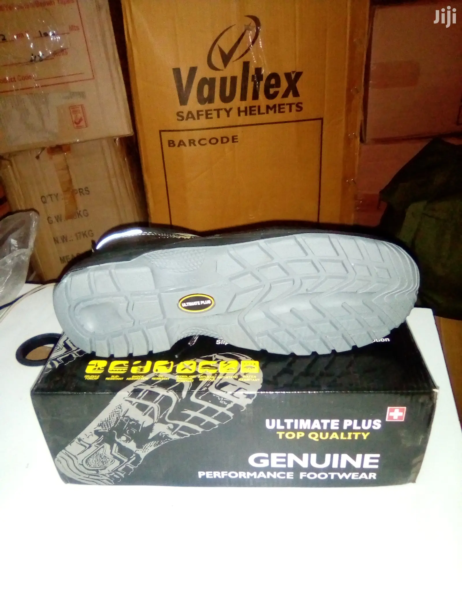 Ultimate Plus Safety Shoes