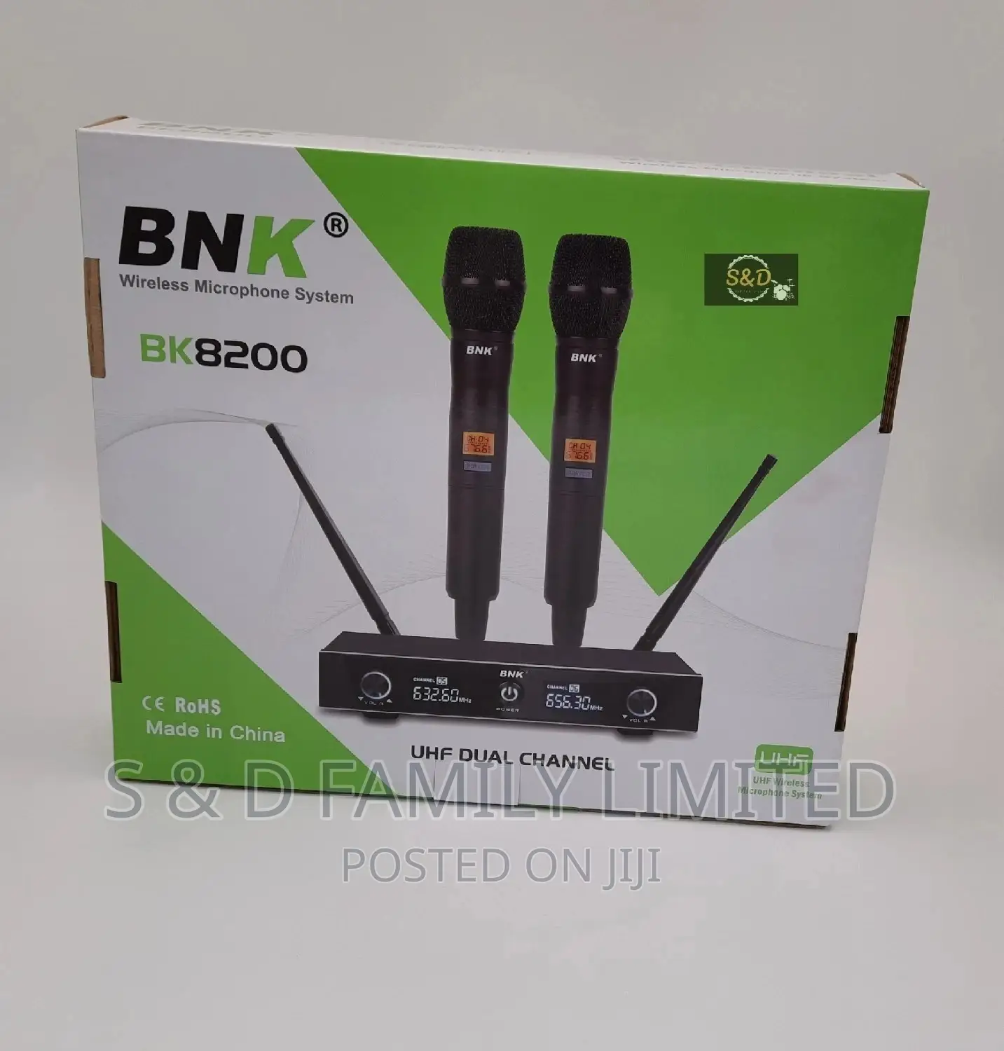 BNK 8200 Wireless Microphone