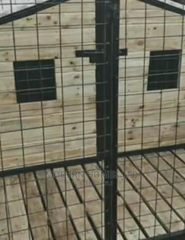 Kennel/Dog House 🏠