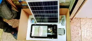 100 Solar Streetlight