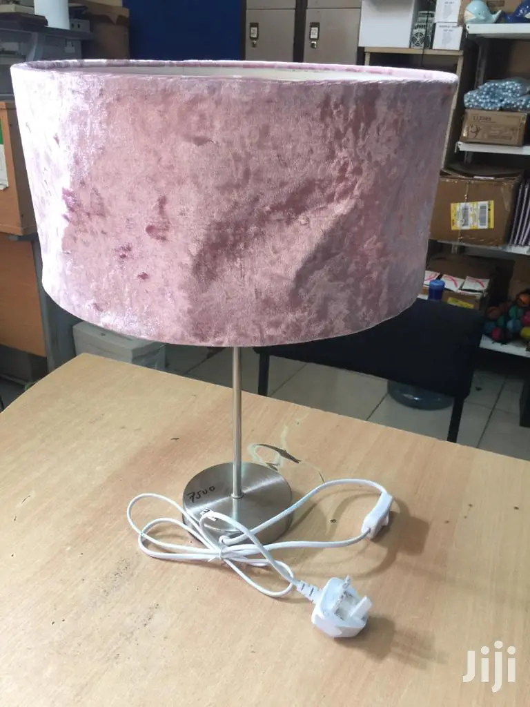 Uk-blush Pink Crushed Velvet Shade Lamp