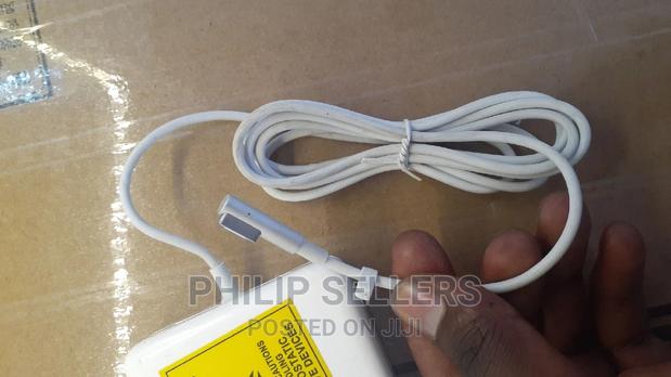 L Shape Original Charger - main view