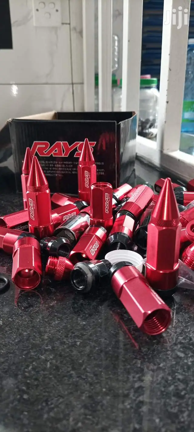 1.5 and 1.25 Wheel Bullets Spike Nuts