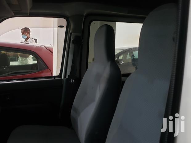 Toyota Pixis 2015 White - thumbnail 2