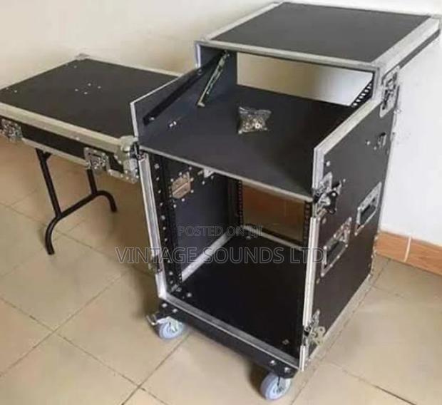 Amplifier and Mixer Mounting Rack ( 10 Units Black Color)
