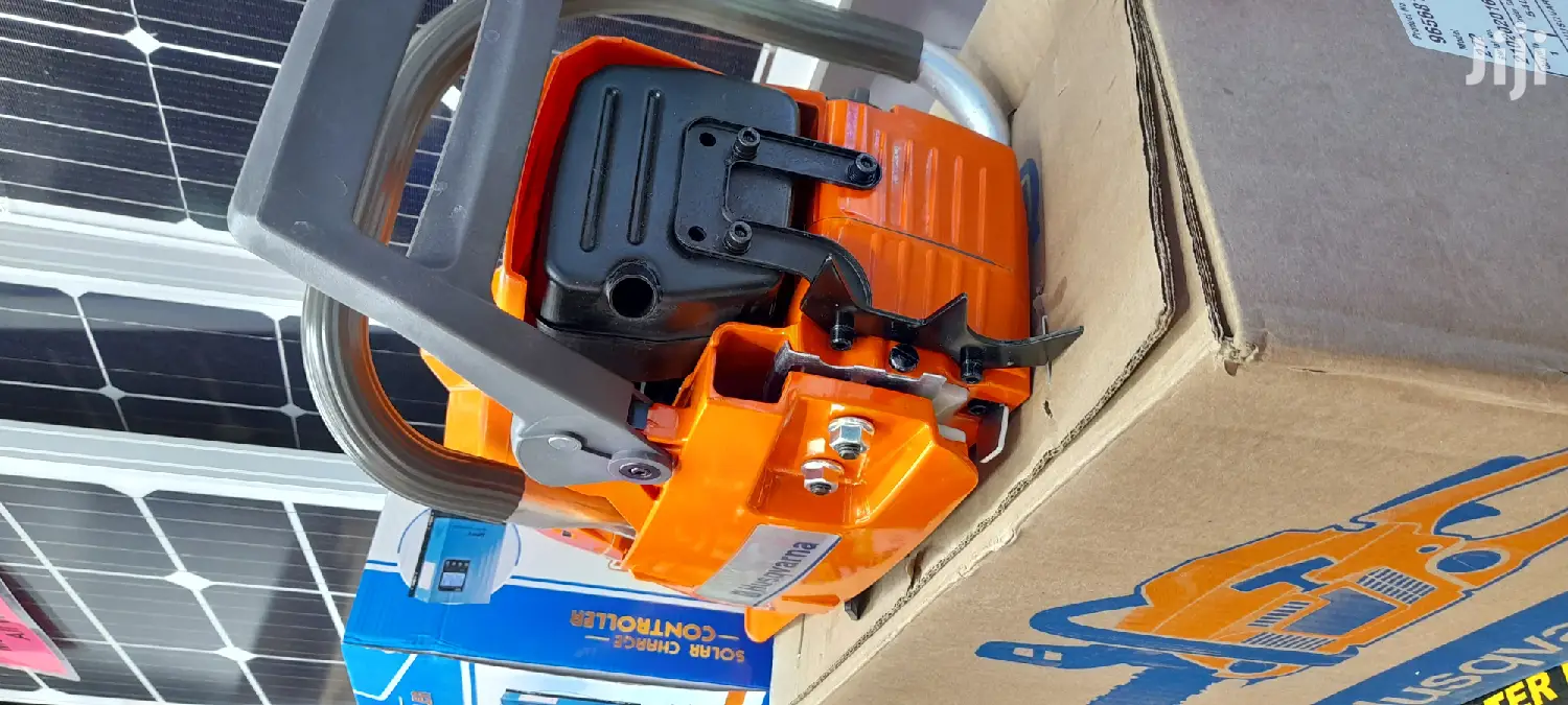 Original Husqvarna Powersaw 272xp