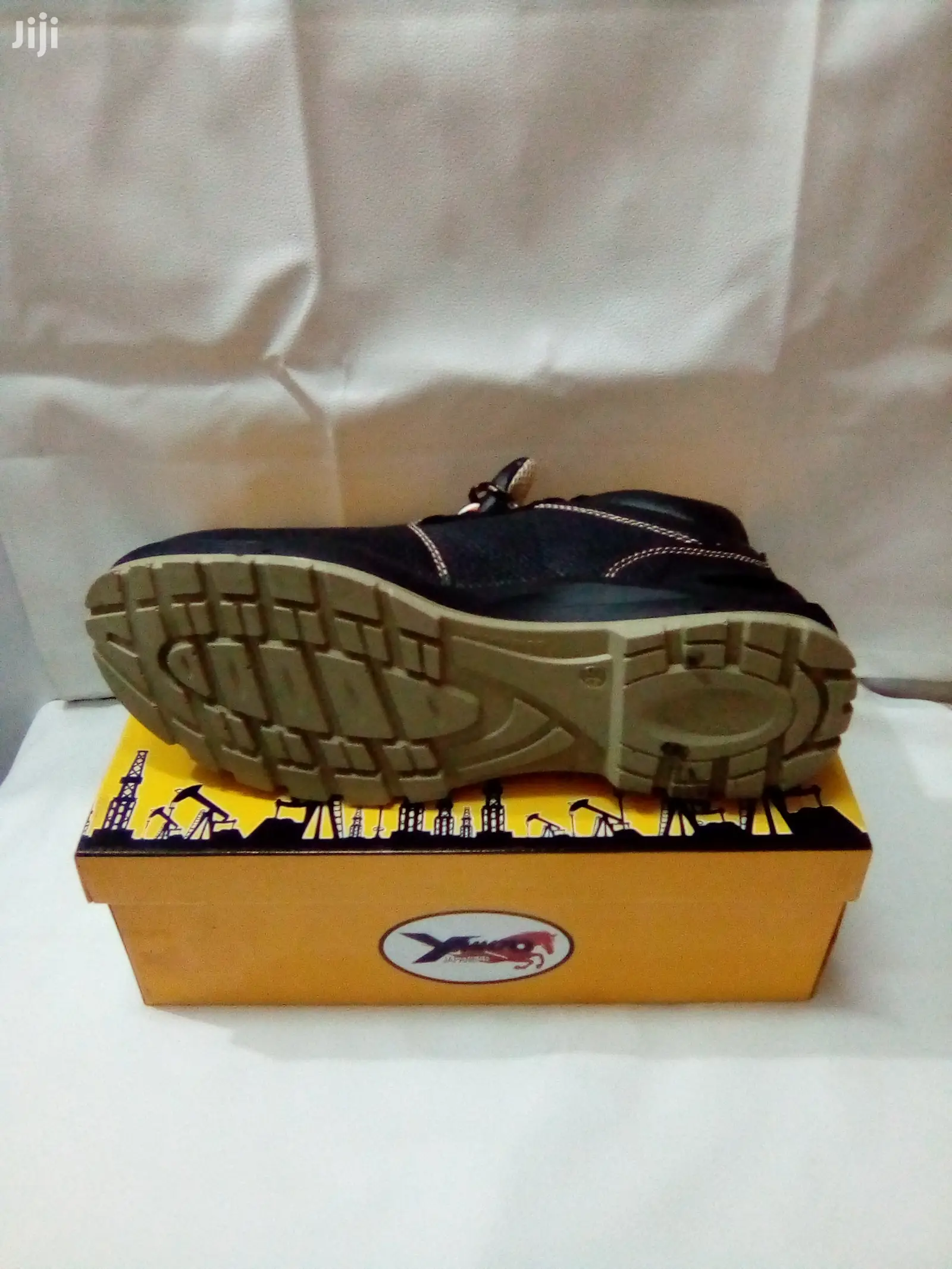 Yamato Safety Shoes