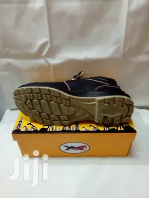 Yamato Safety Shoes