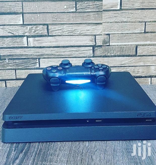 Black Preowned Slim PLAYSTATION 4 - main view