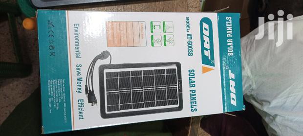 Solar Charger - thumbnail 3