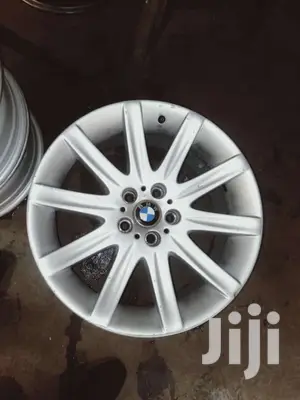 Original Rims Set Size 17 Inch for BMW Very Clean.
