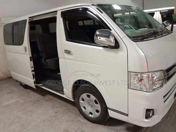 Toyota HiAce 2014 - thumbnail 4